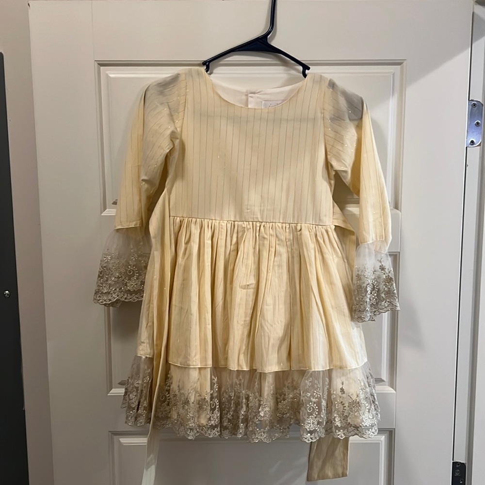 Well Dressed Wolf Dress.  Size 7